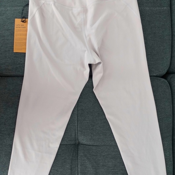BNWT Girlfriend Collective 7/8 high waist leggings - QUARTZ in LARGE - Picture 3 of 6